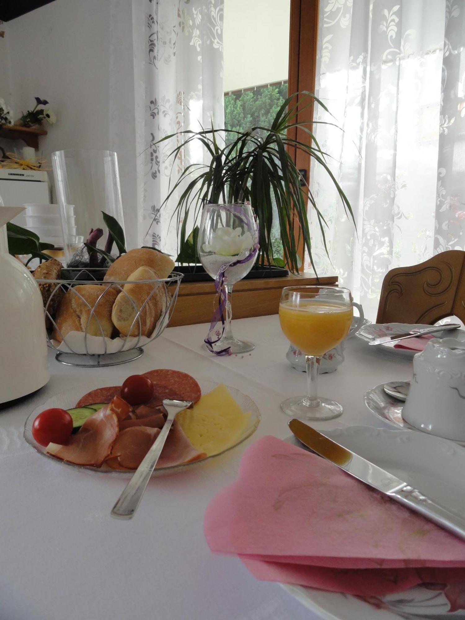 Gaestehaus Bettina 3*