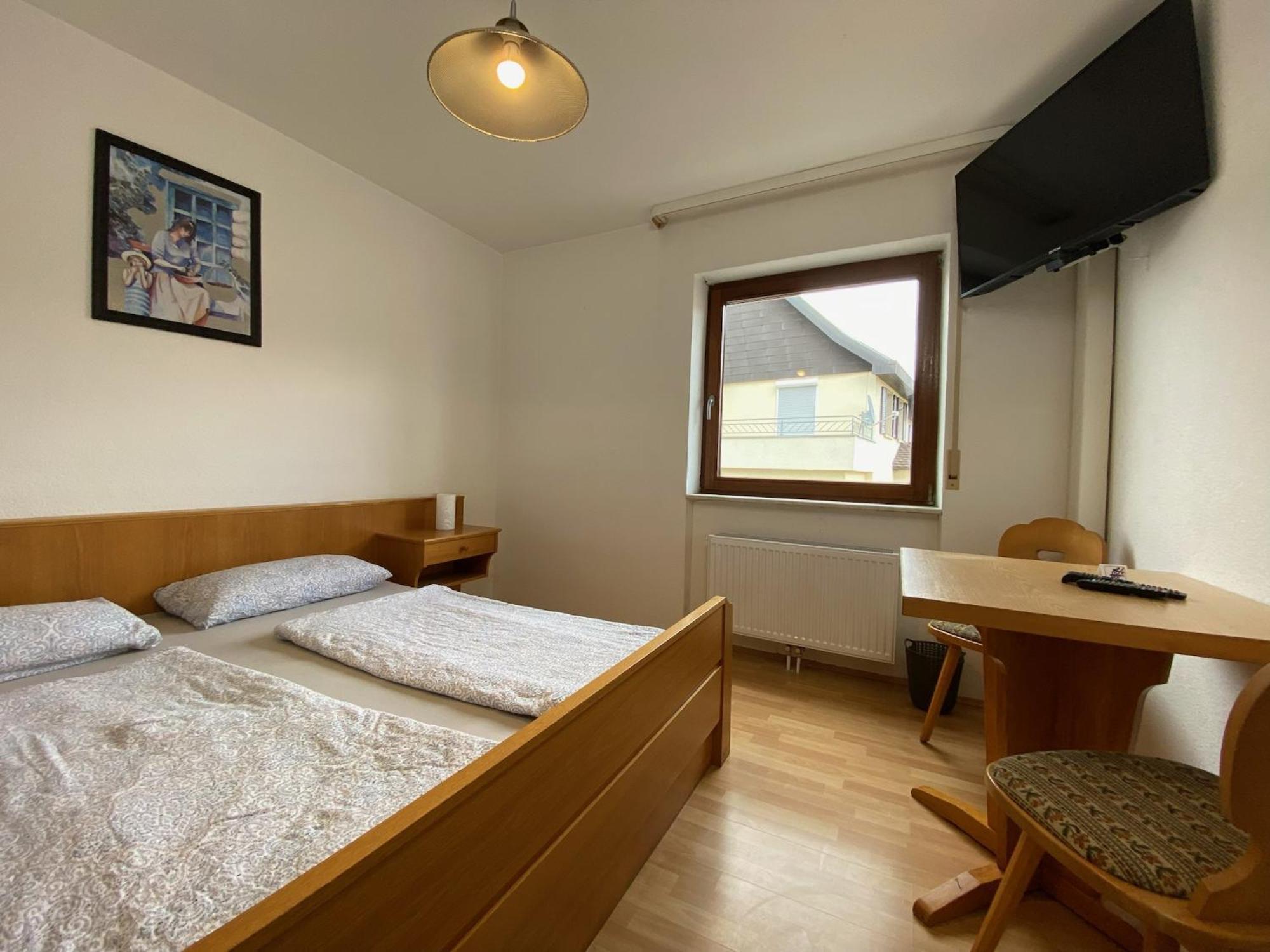 Adler Guest house Owingen