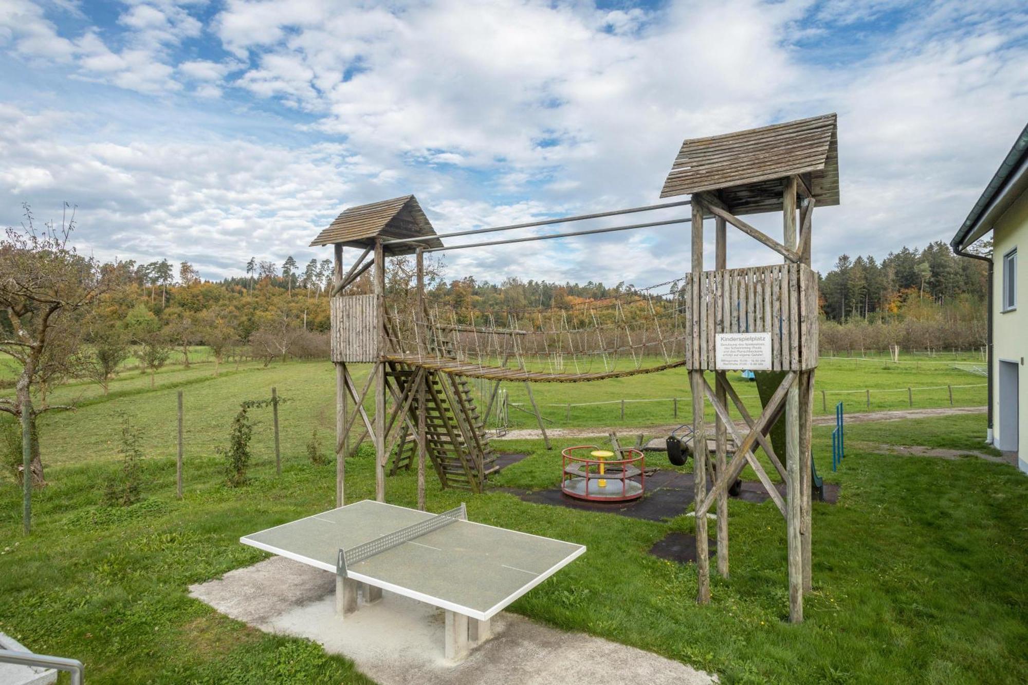 Apartment Zapfs Bauernhof Pfingstrose Tettnang
