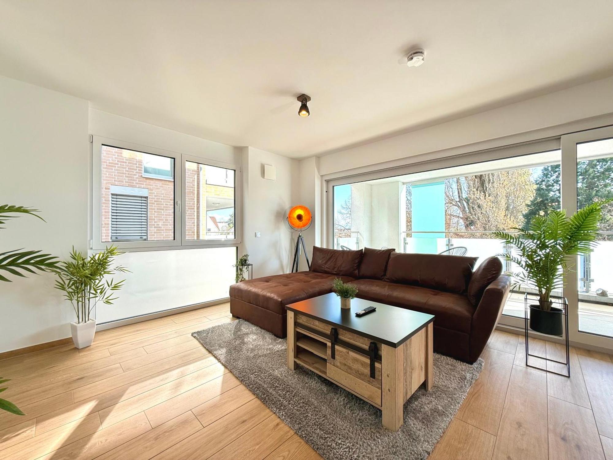 Apartment Living Timeless- Happy Living Bodensee Direkt Am Mit Billard, Parkplatz Und Balkon Fuer Bis Zu 6 Personen *