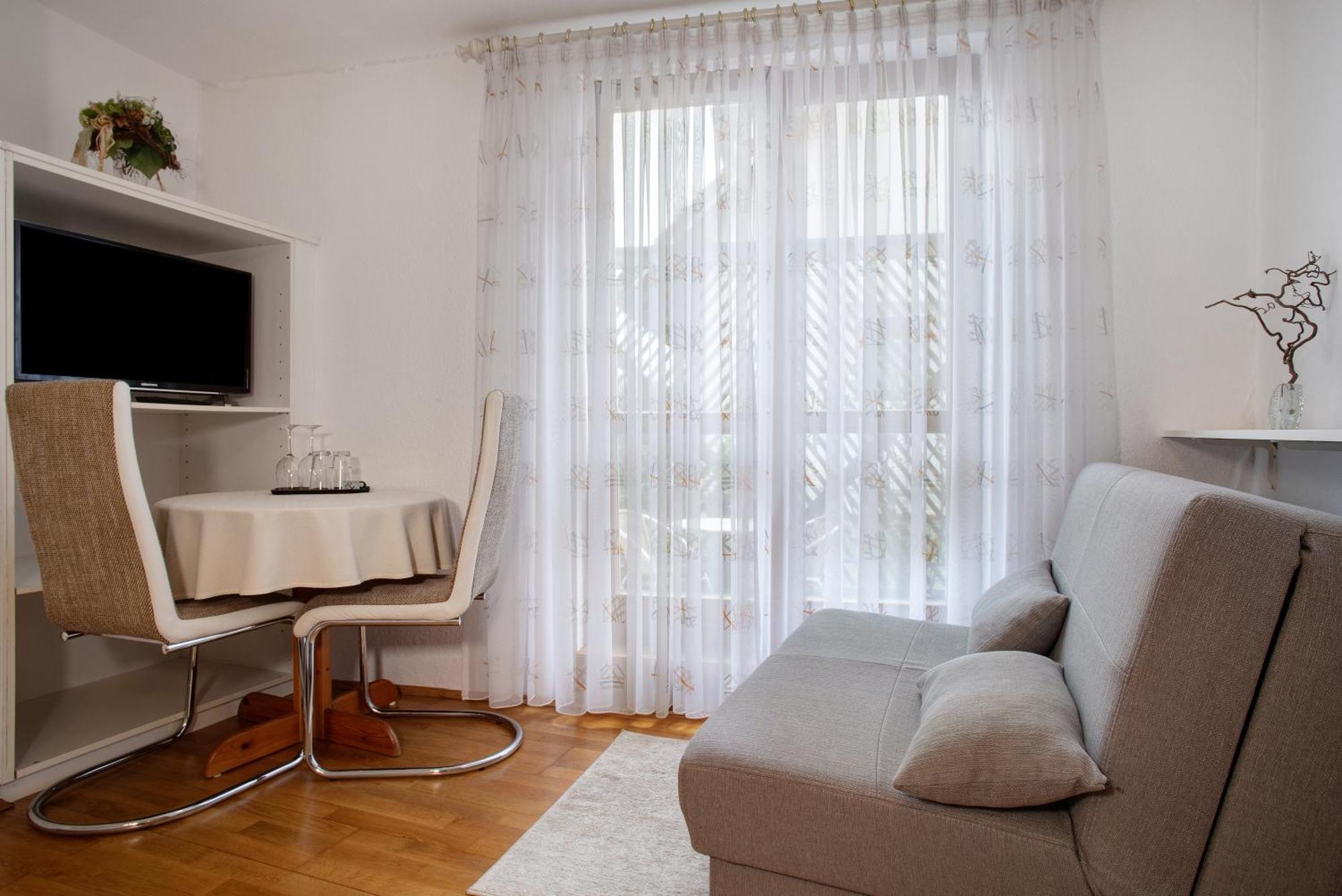 Guest house Garni Vitamari 3*