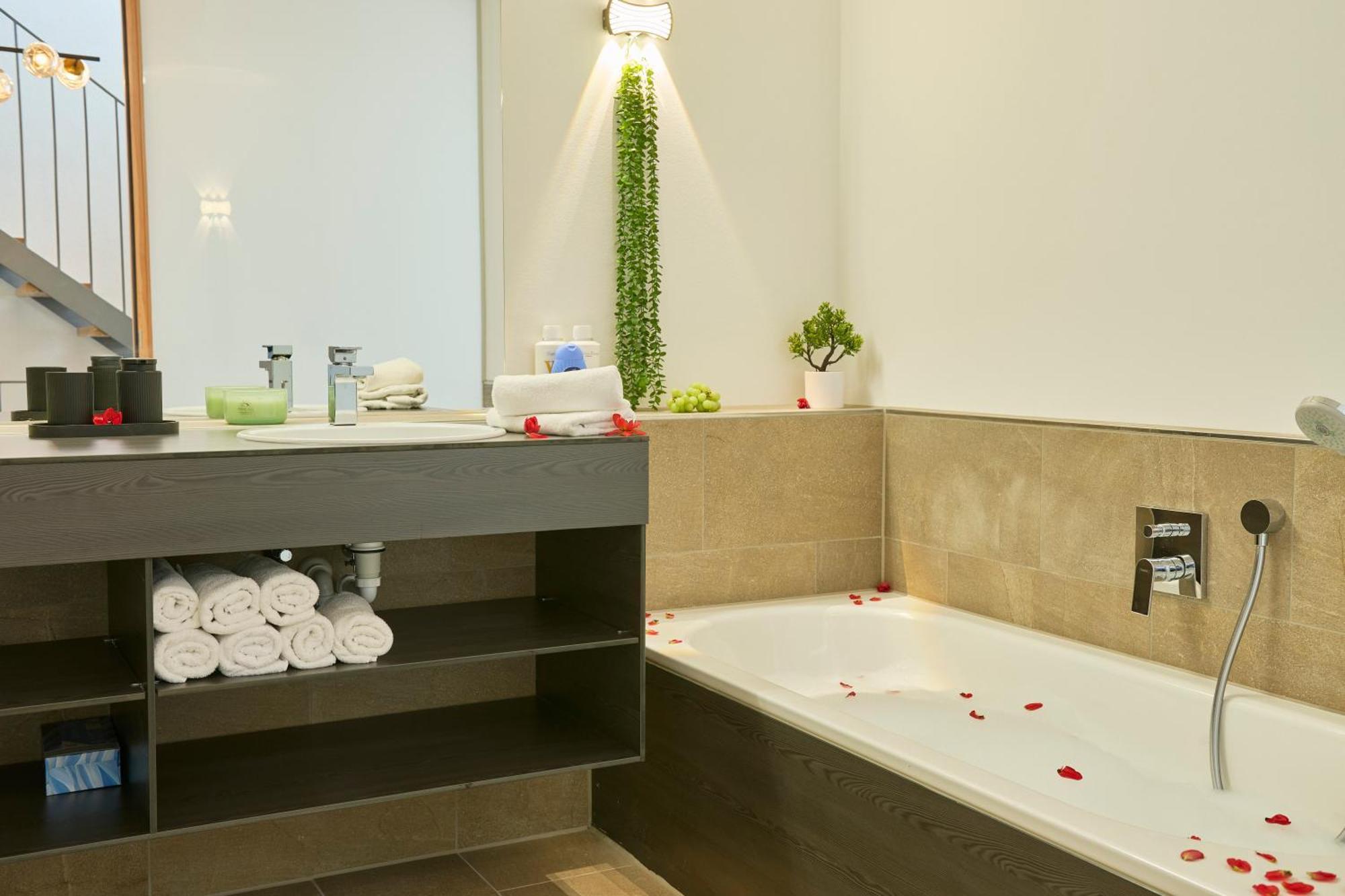 Bodensee Penthouse 23d - Seesicht - Billiard - Massage - Bbq - Tischkicker - Panorama Exklusive *
