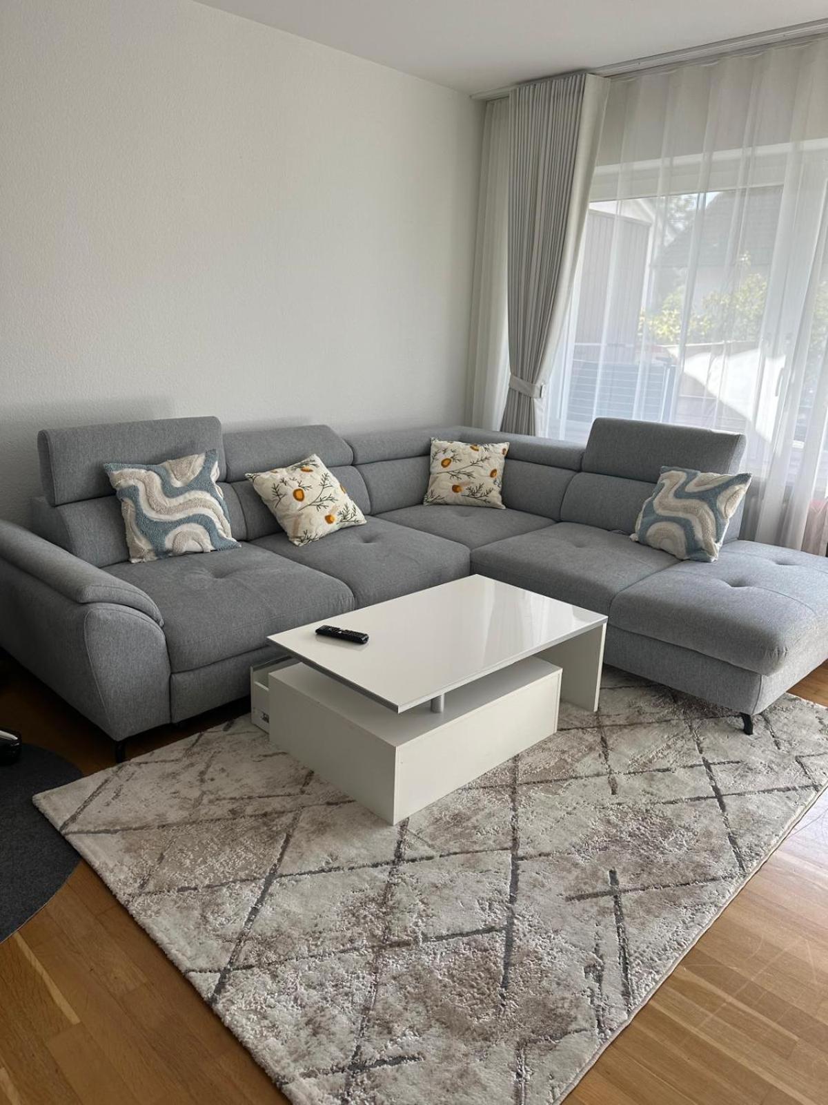 Private In Shared Apartment! Friedrichshafen