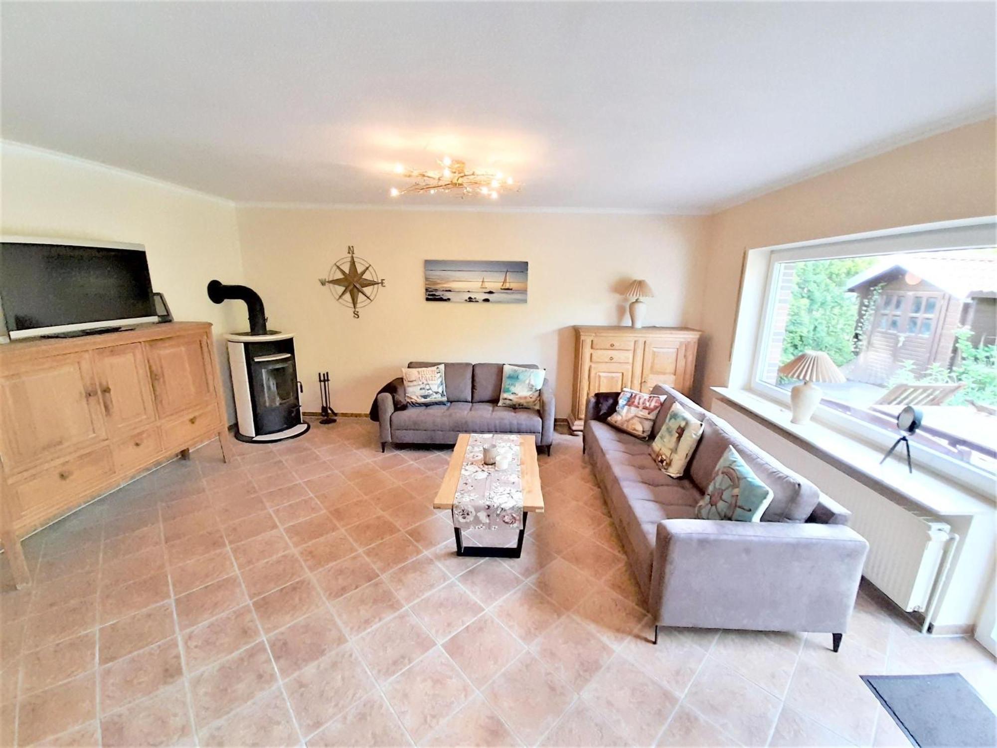 Holiday home Ferienhaus Am Sielblick In Ditzum