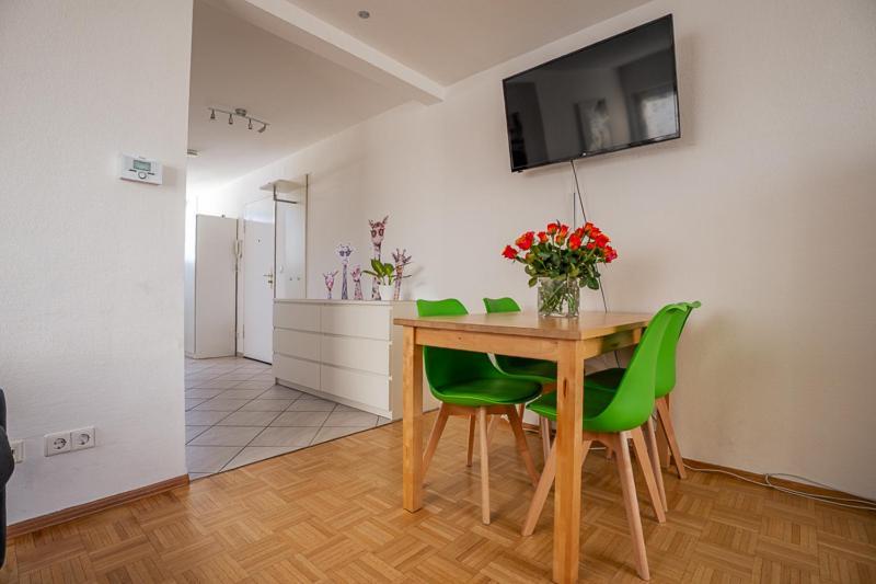 Charlotte Sonnenschein Apartment *