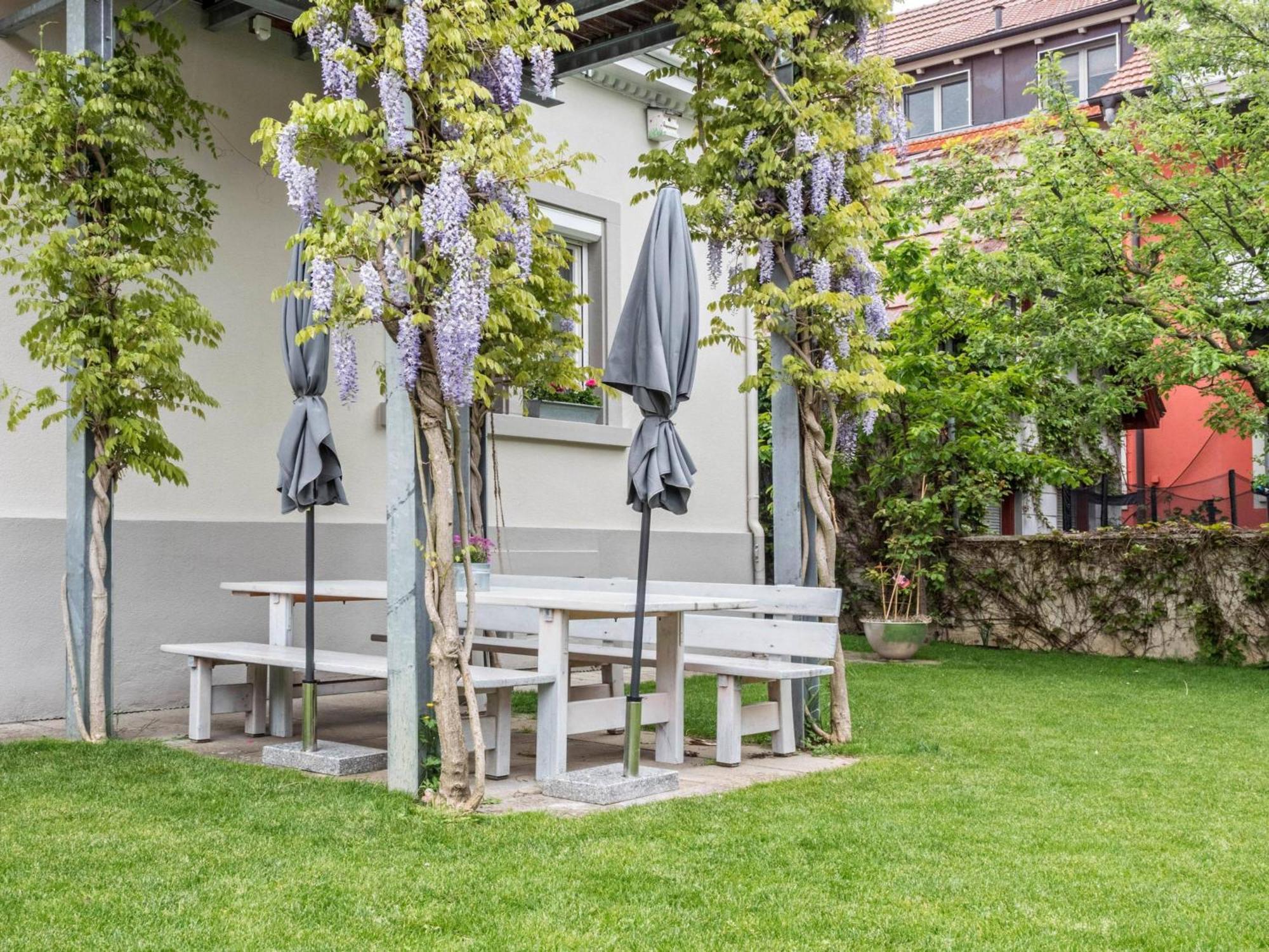 Seeglueck Oase - Charmante Mit Garten Gaestezimmern Und Tiny House Nahe Universitaet Insel Mainau Und In Guest house
