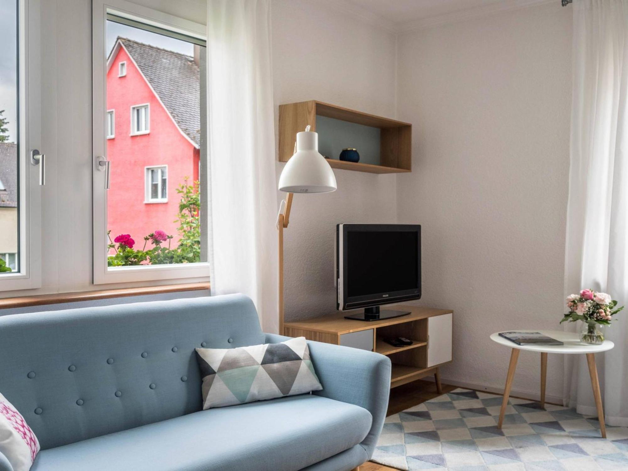 Seeglueck Oase - Charmante Mit Garten Gaestezimmern Und Tiny House Nahe Universitaet Insel Mainau Und In *