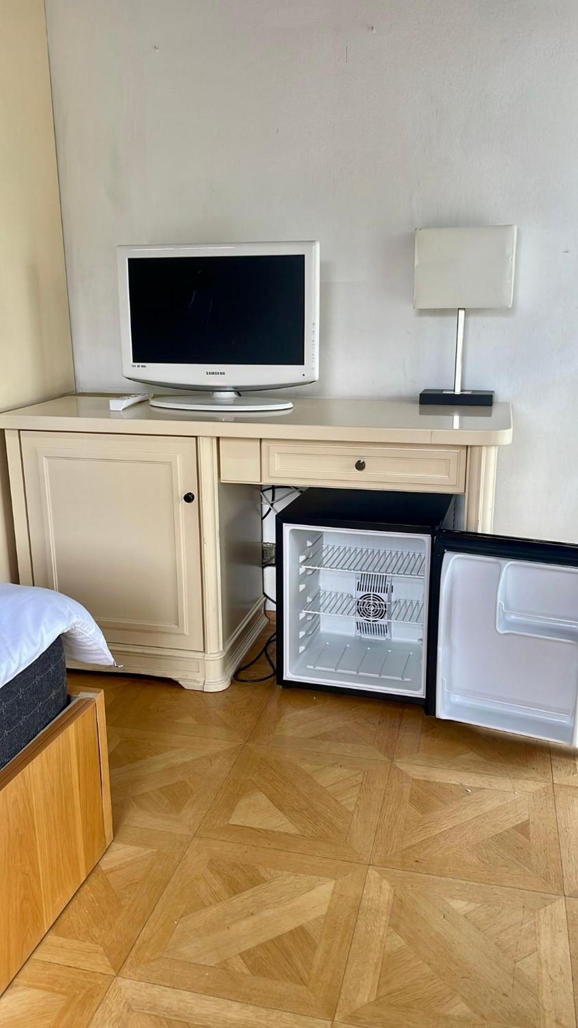 See-hotel Seeschau - Direkt Am Bodenseeufer 4*