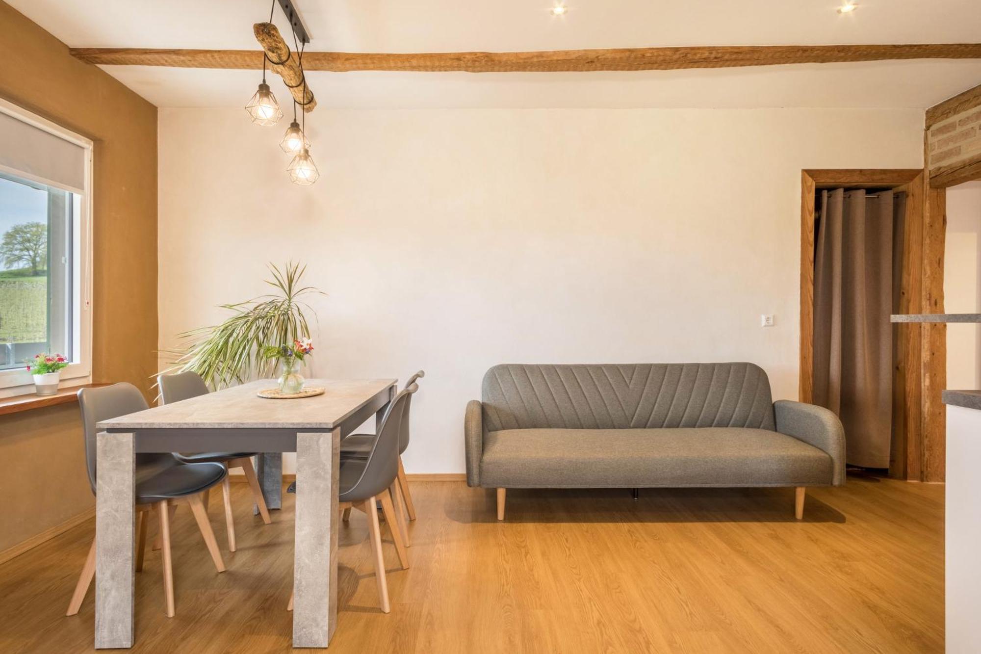Lang Apartment