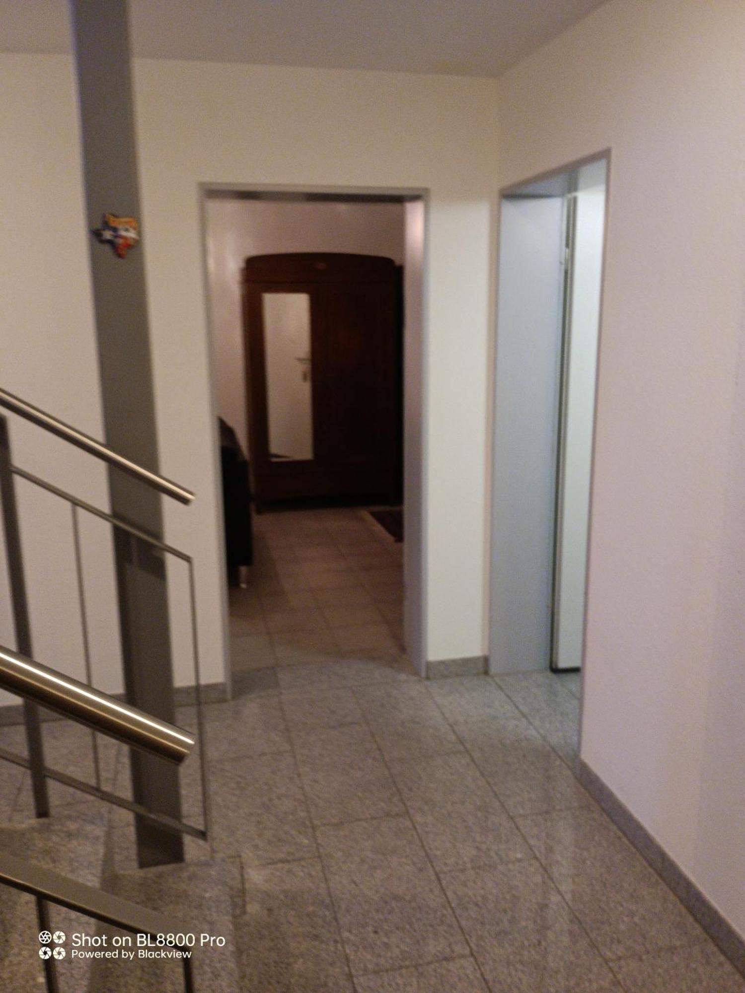 Apartment Tengs *