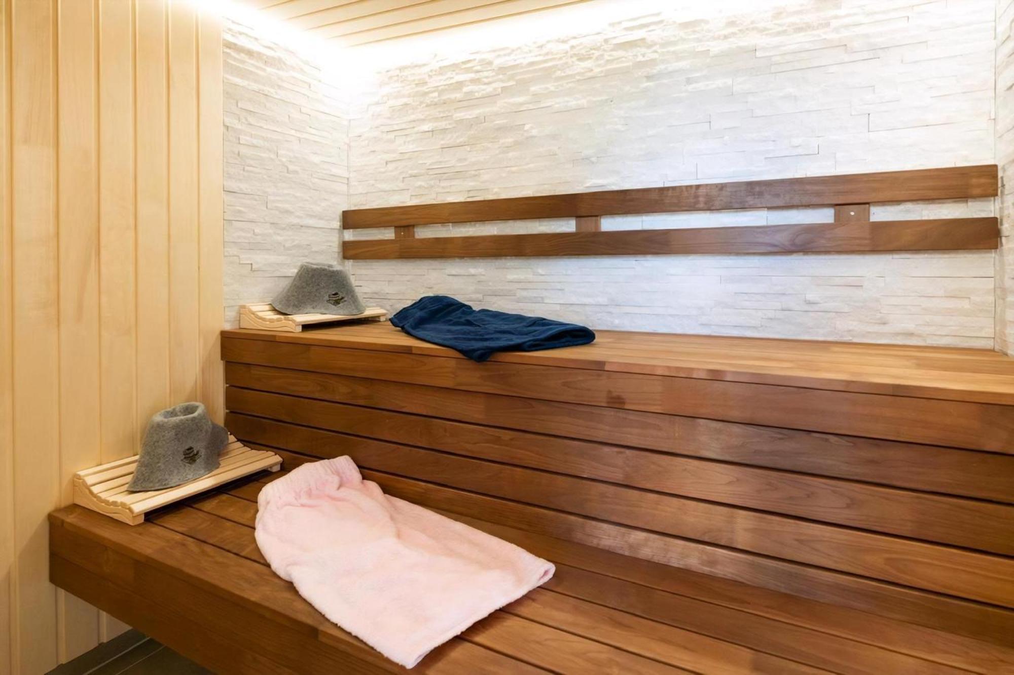 Grosses Luxusferienhaus Mit Whirlpool * Karlshagen