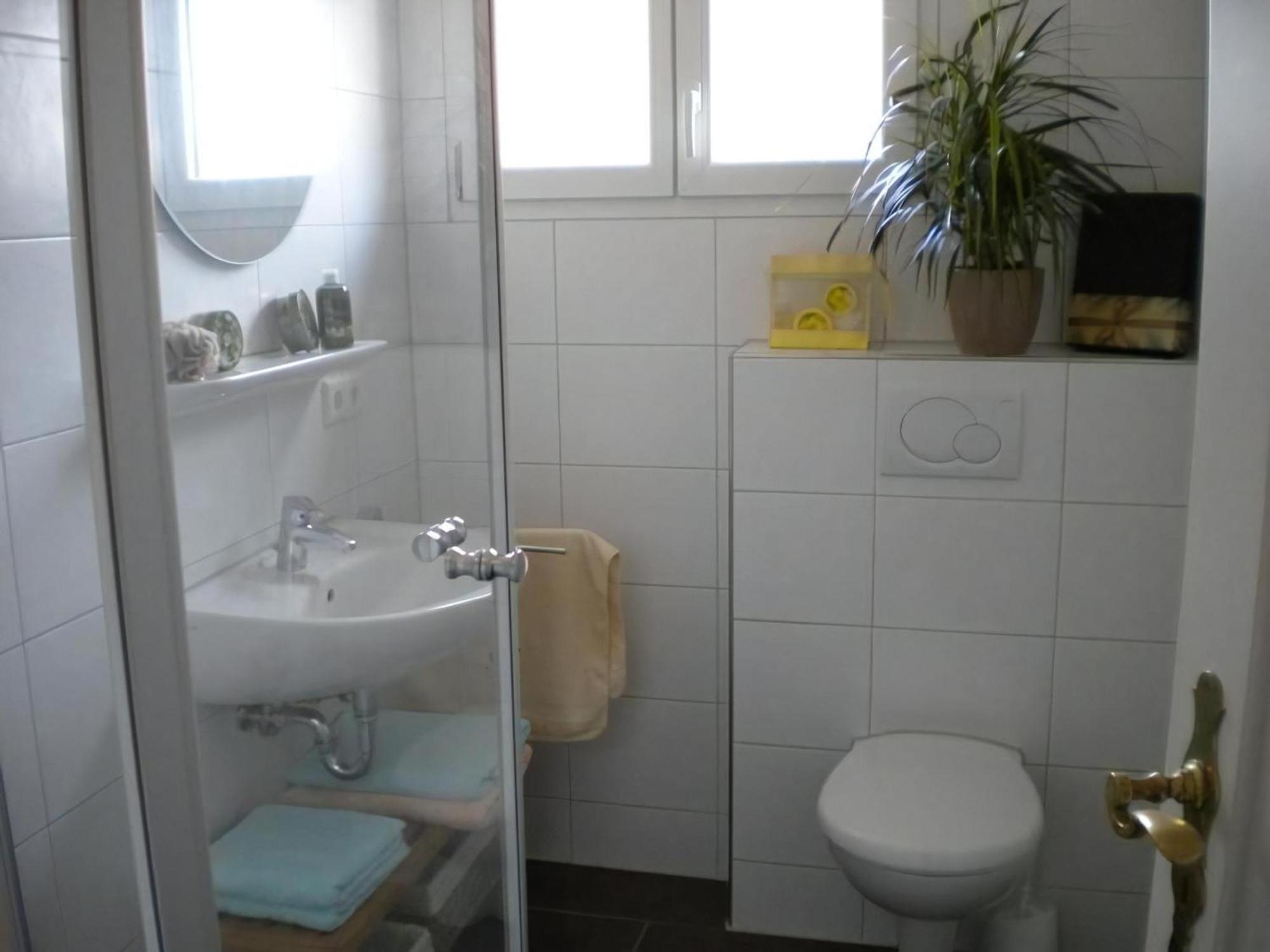 In Ruhiger Lage Mit Grossem Garten Holiday home