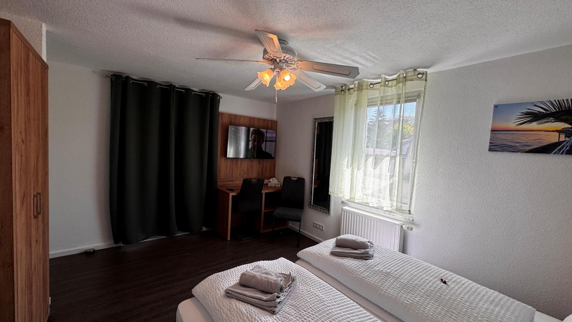 Bed & Breakfast Bodensee Sunshine & Apts. *