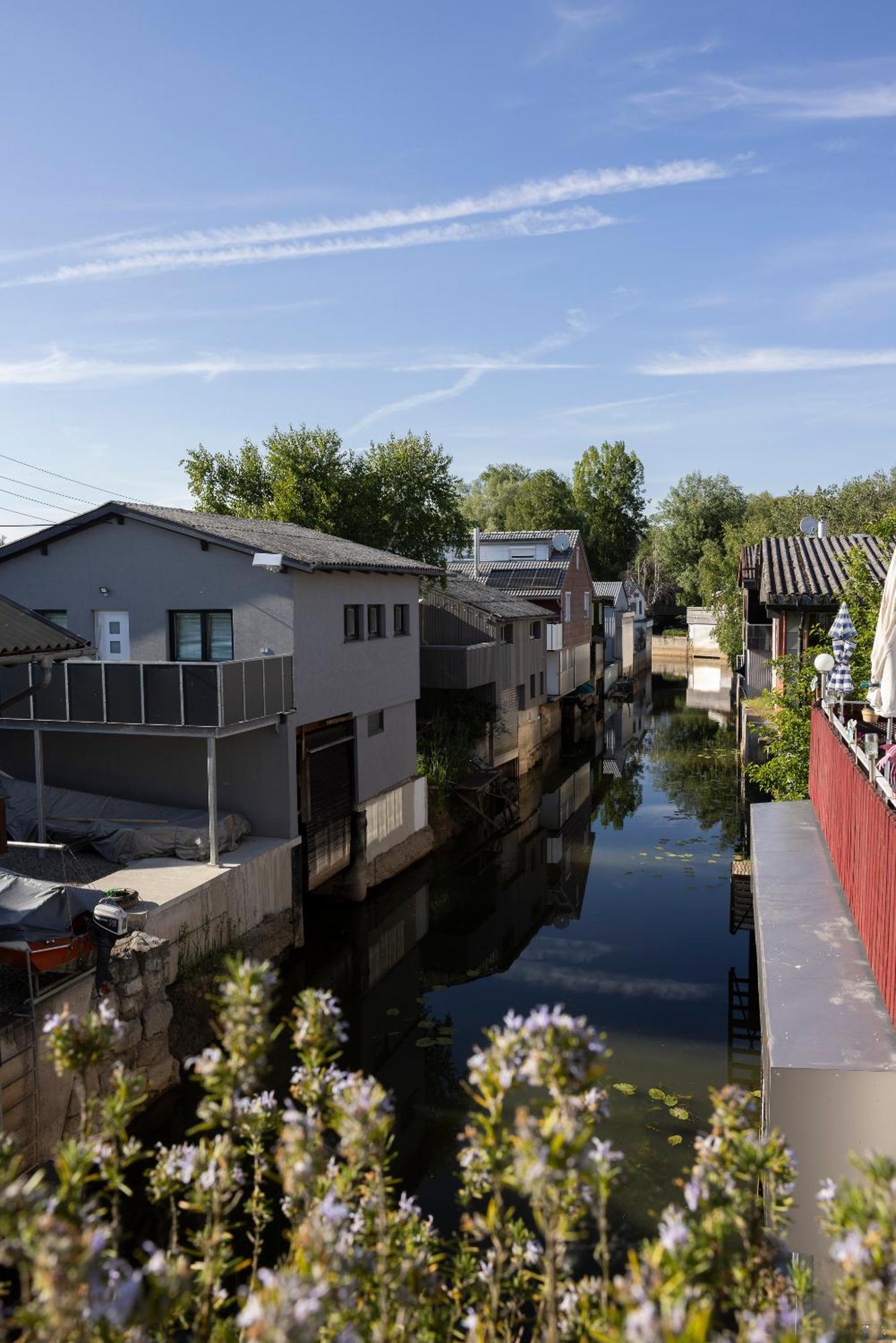 Apartment Haus Klein Venedig Am Bodensee Hard