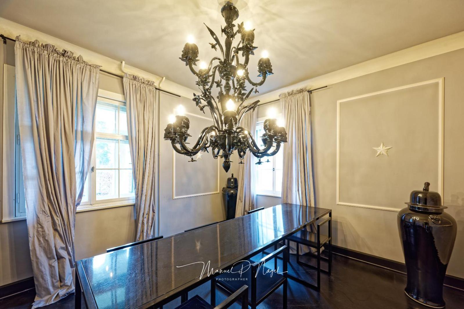 Philipp Plein - Designervilla Mit Pool Holiday home Amriswil