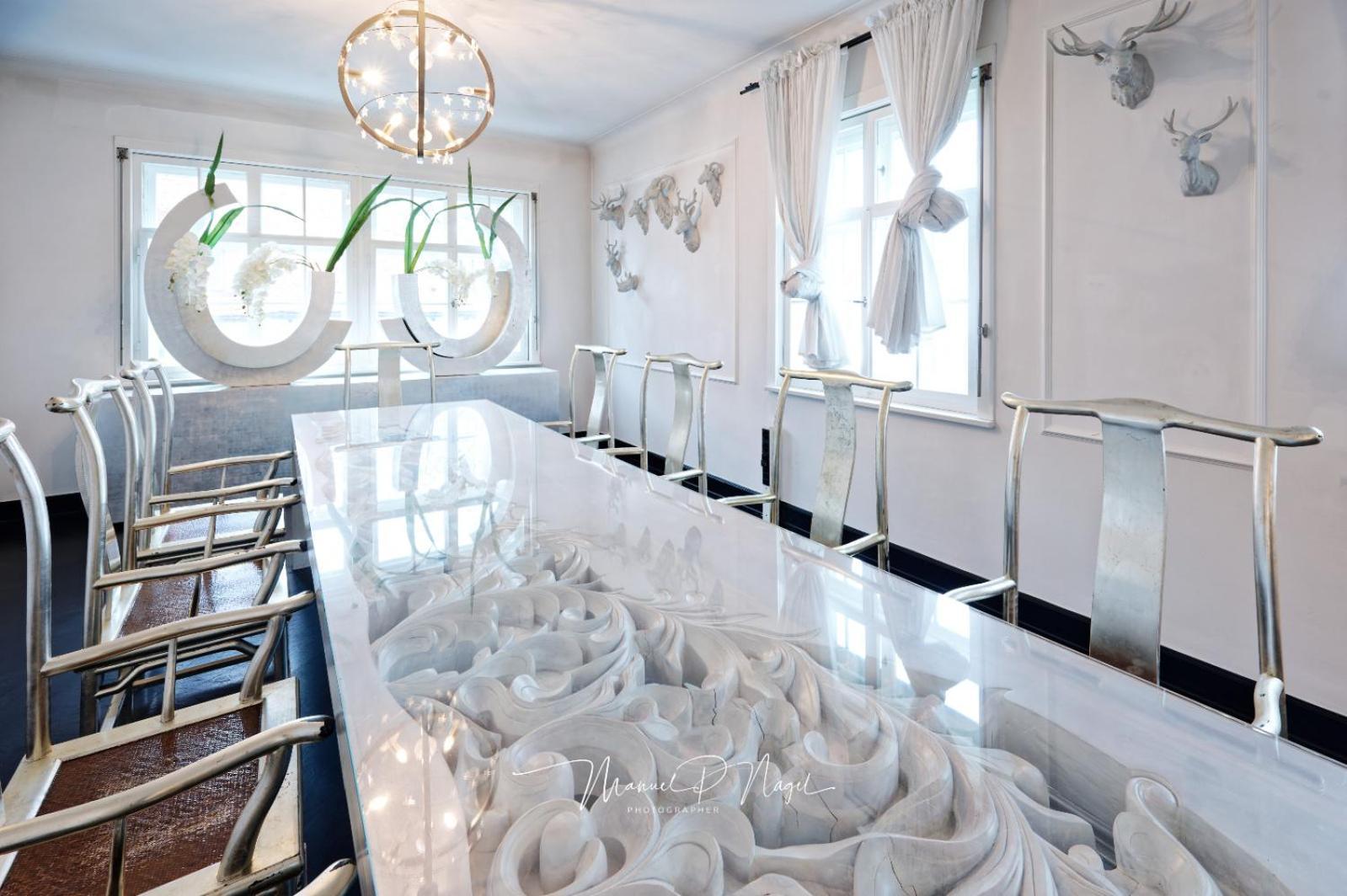Philipp Plein - Designervilla Mit Pool *