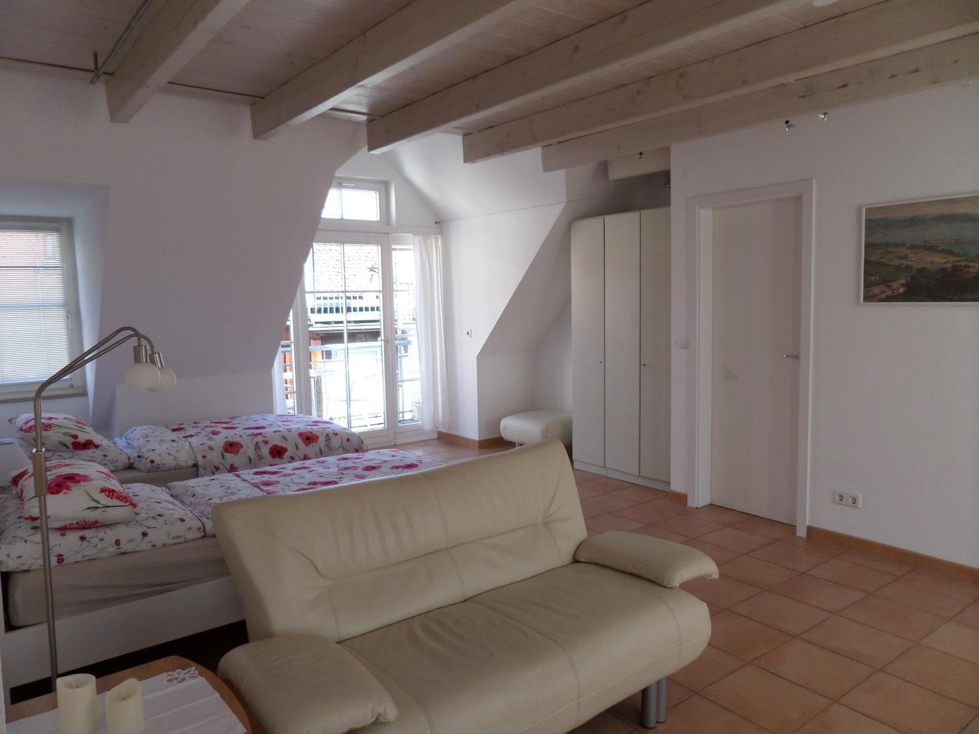 über Den Dächern Apartment