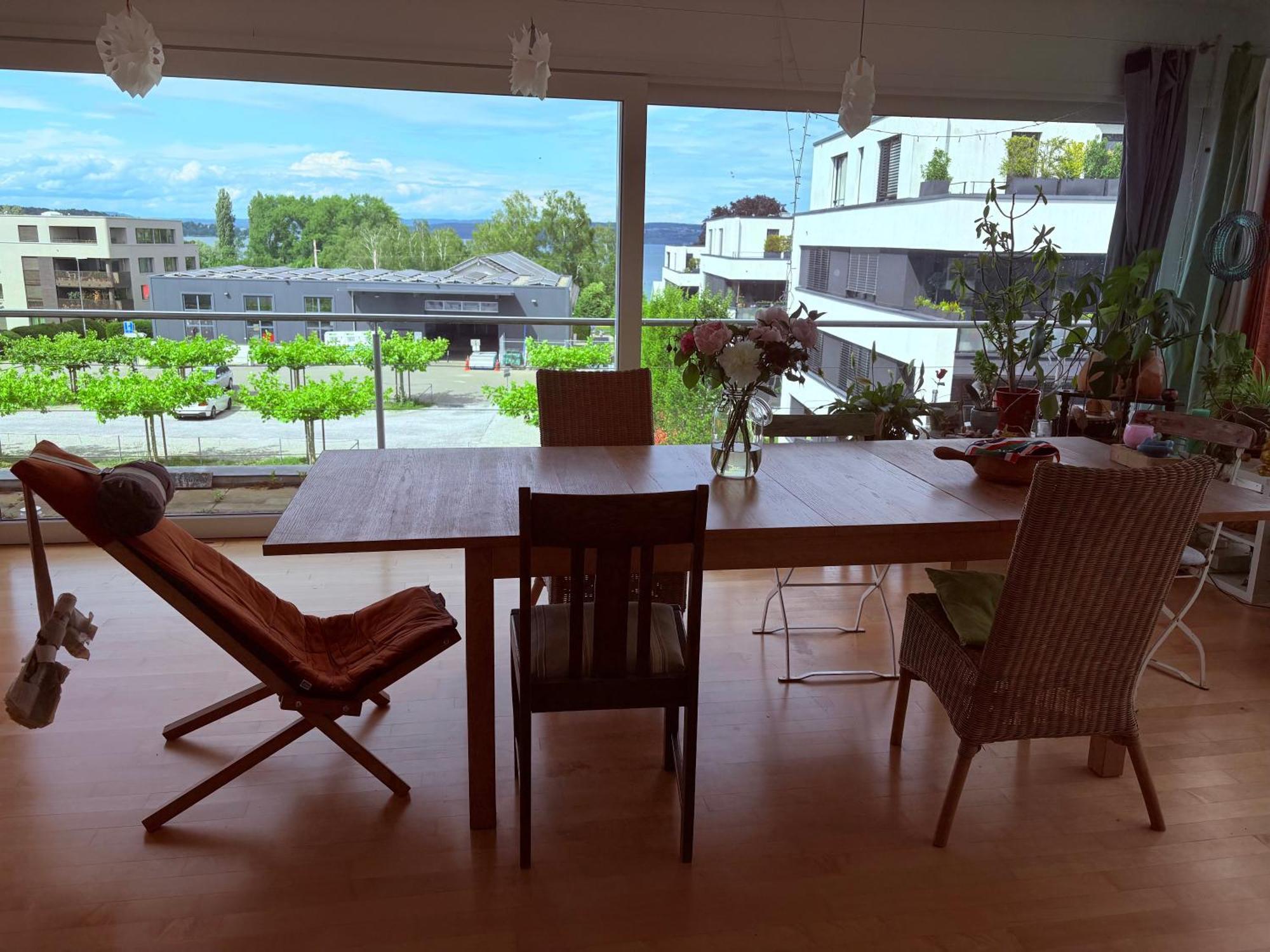 Loft Apartment *