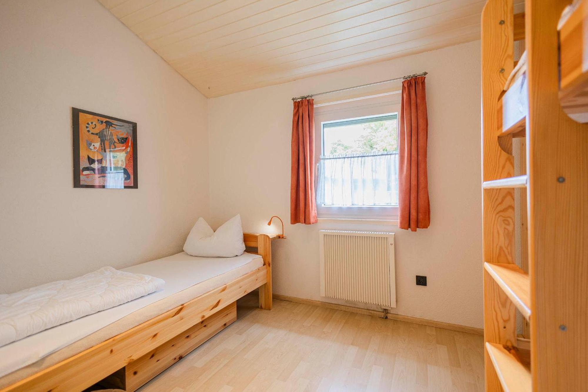 Ferienwohnpark Satteldachhaus Typ 10 Sdr 102 Holiday home *