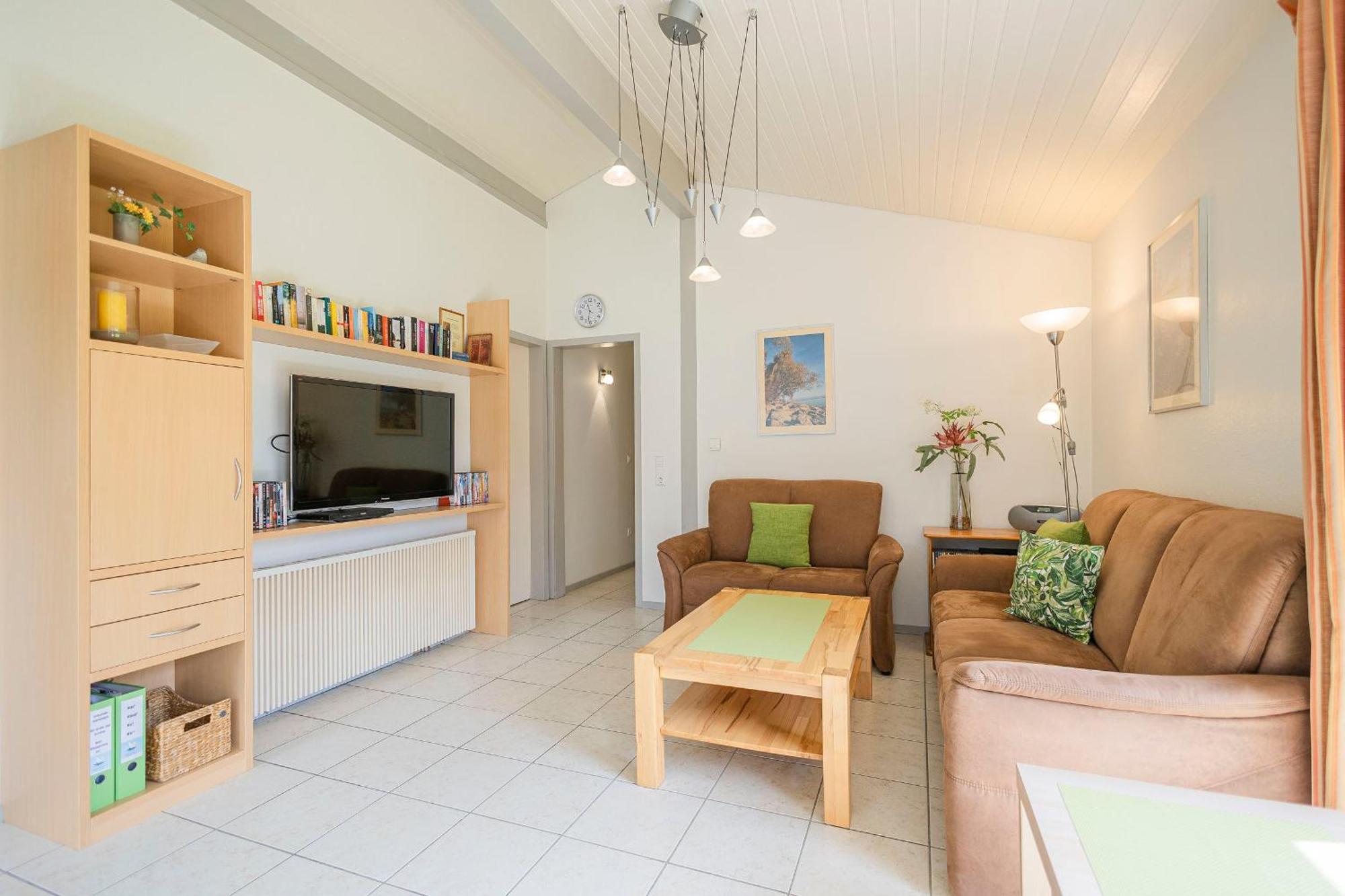 Holiday home Ferienwohnpark Satteldachhaus Typ 10 Sdr 102 Immenstaad am Bodensee