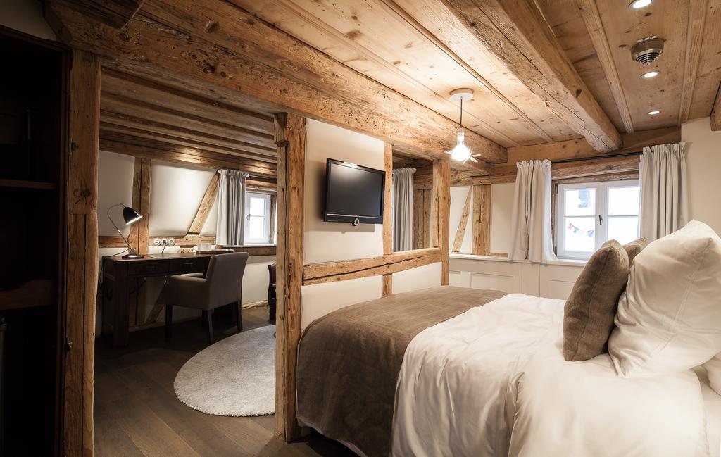 Boutique - Adara Hotel