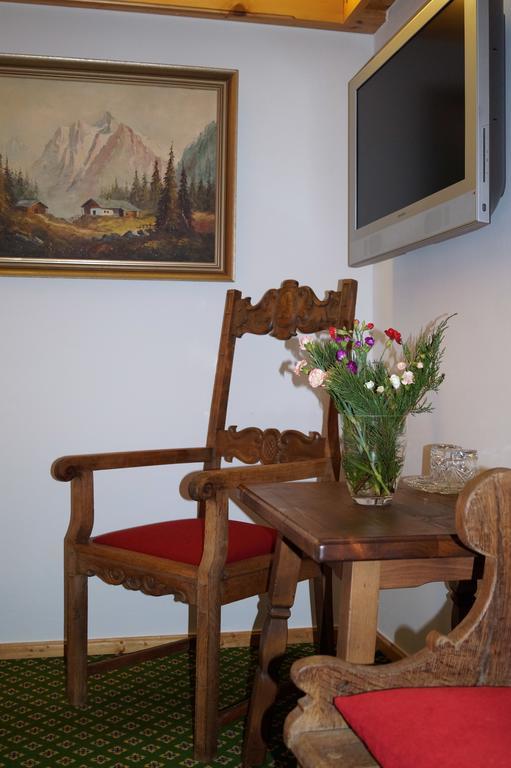 Guest house Landhaus Alpina 3*