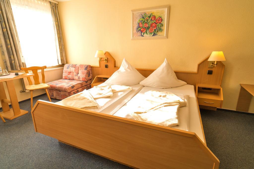 Zum Lieben Augustin Hotel