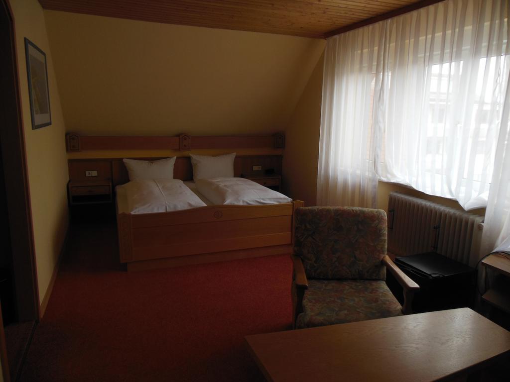 Inn Gruener Baum 2*