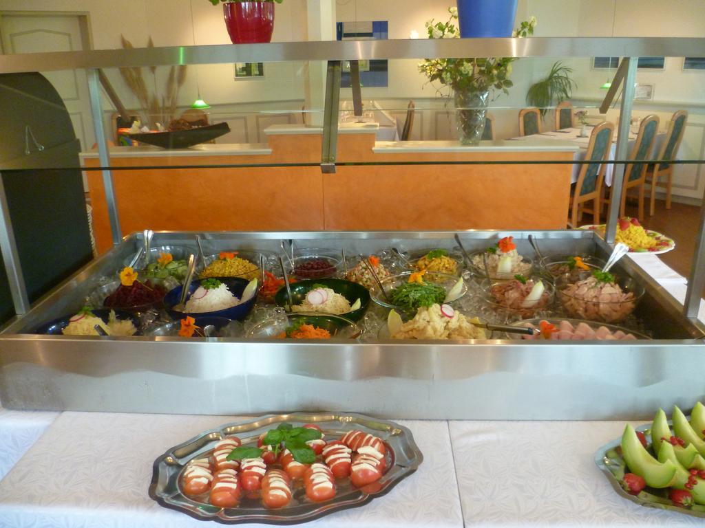 Speiserestaurant Bahnhof Hotel Güttingen