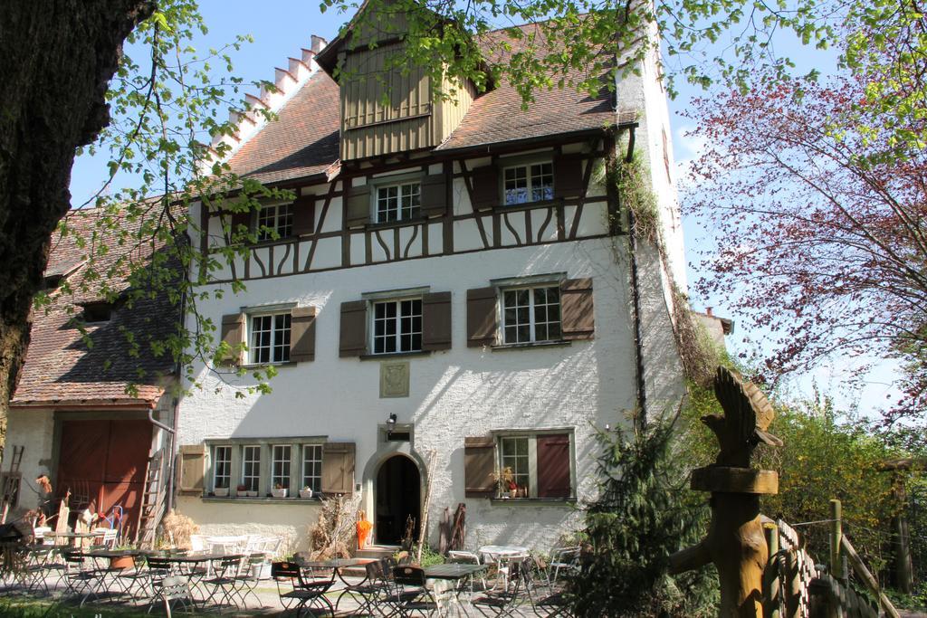 Privatunterkunft Burghof Wallhausen *