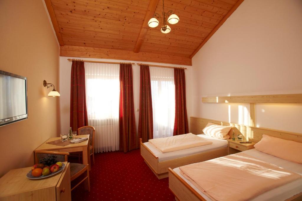 Zur Post Wellness Und Sporthotel Hotel 3*