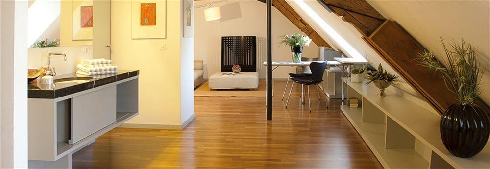 Hotel Nocturne Gourmet - - Stube 4*