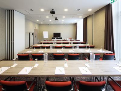 Hotel Express Friedrichshafen, An Ihg