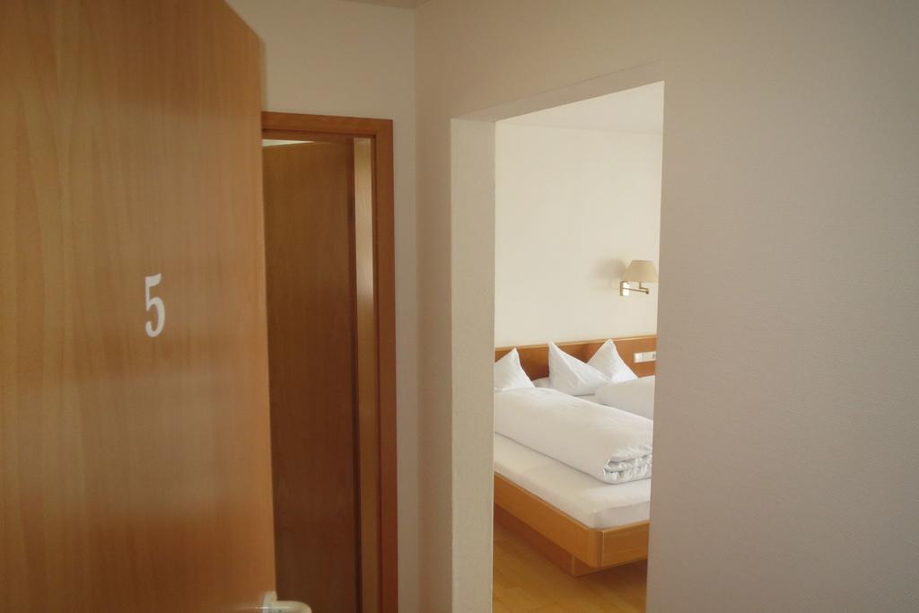 Gaestehaus Frohe Aussicht Guest house Kressbronn am Bodensee