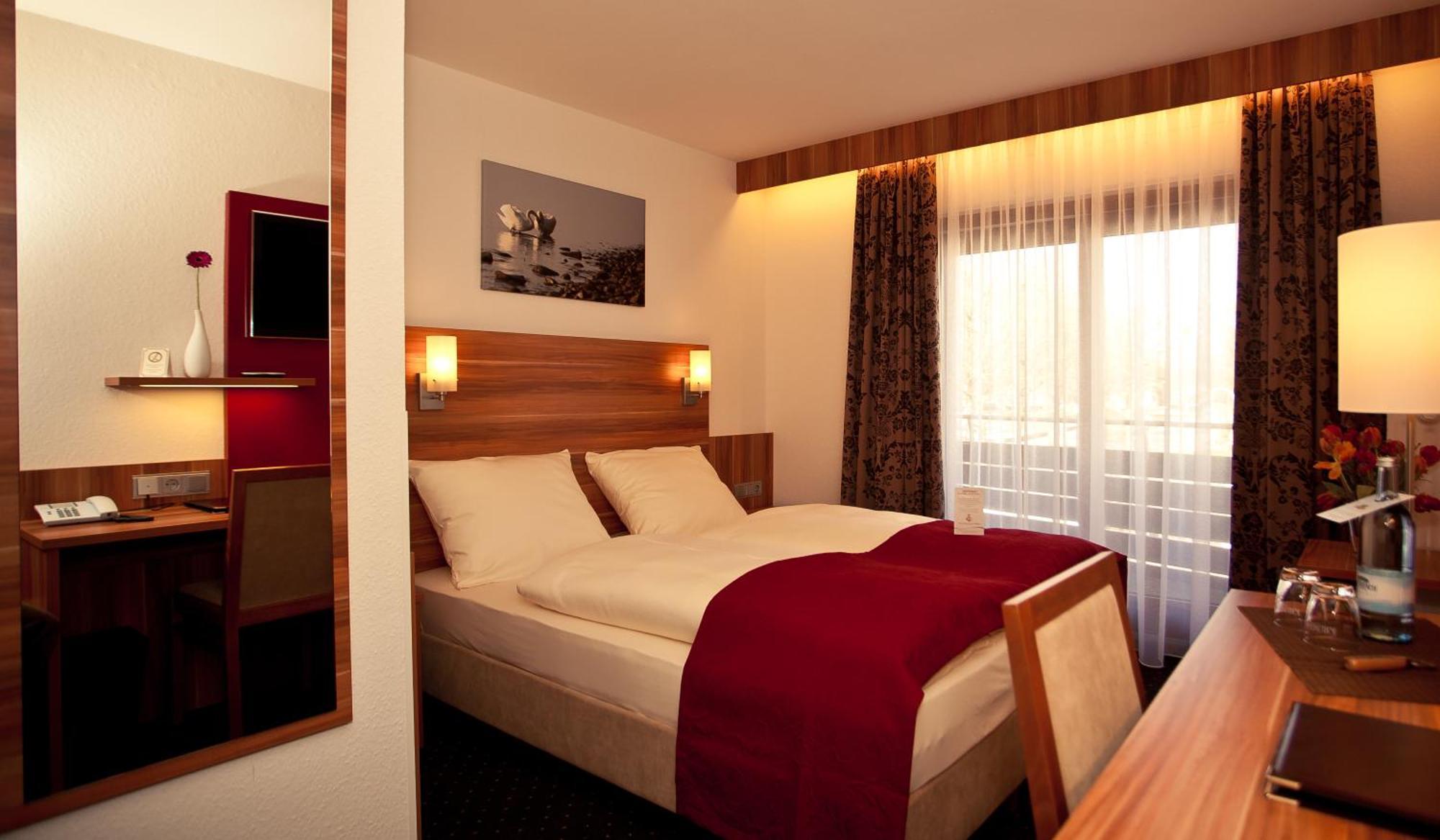Hotel Knaus Am Hafen