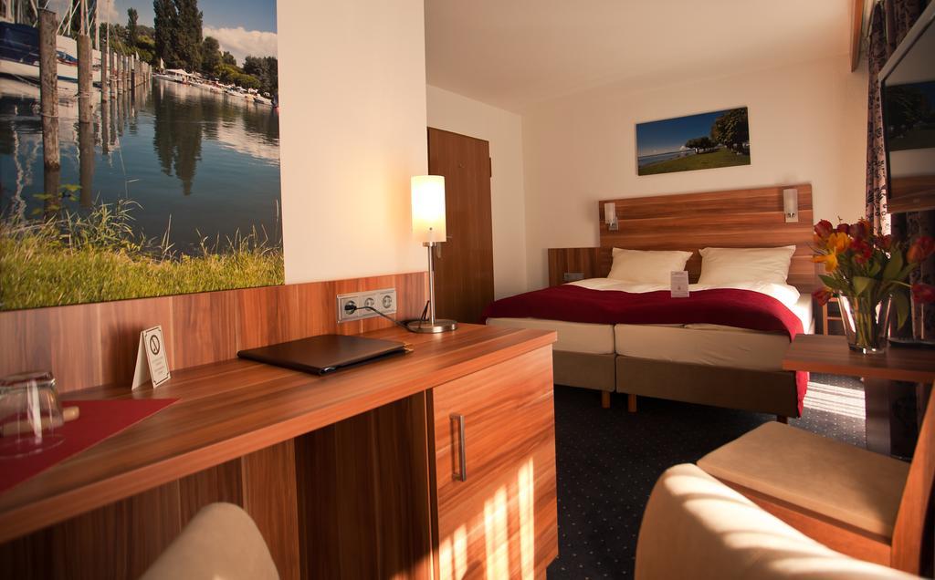 Hotel Knaus Am Hafen Uhldingen-Muehlhofen