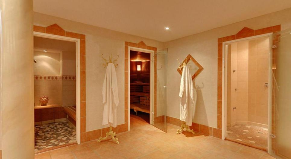 Hotel Engel 3*