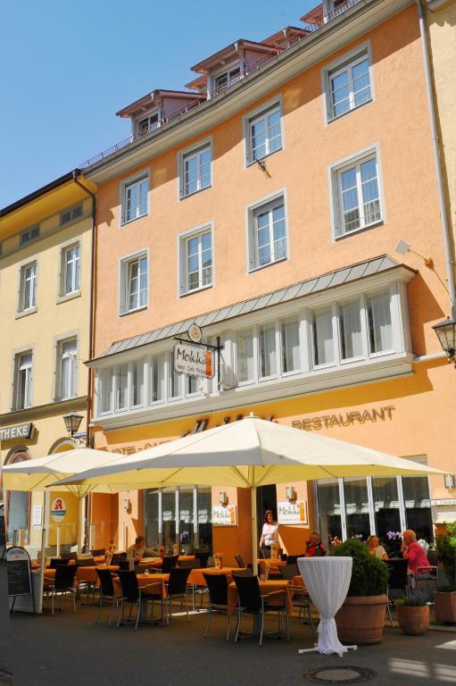 Hotel Hotel & Restaurant 