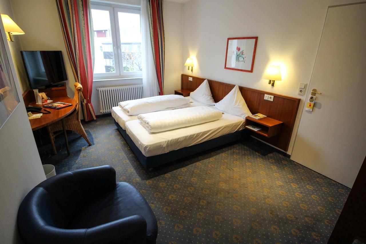 Hotel Ringhotel Zum Goldenen Ochsen 4*