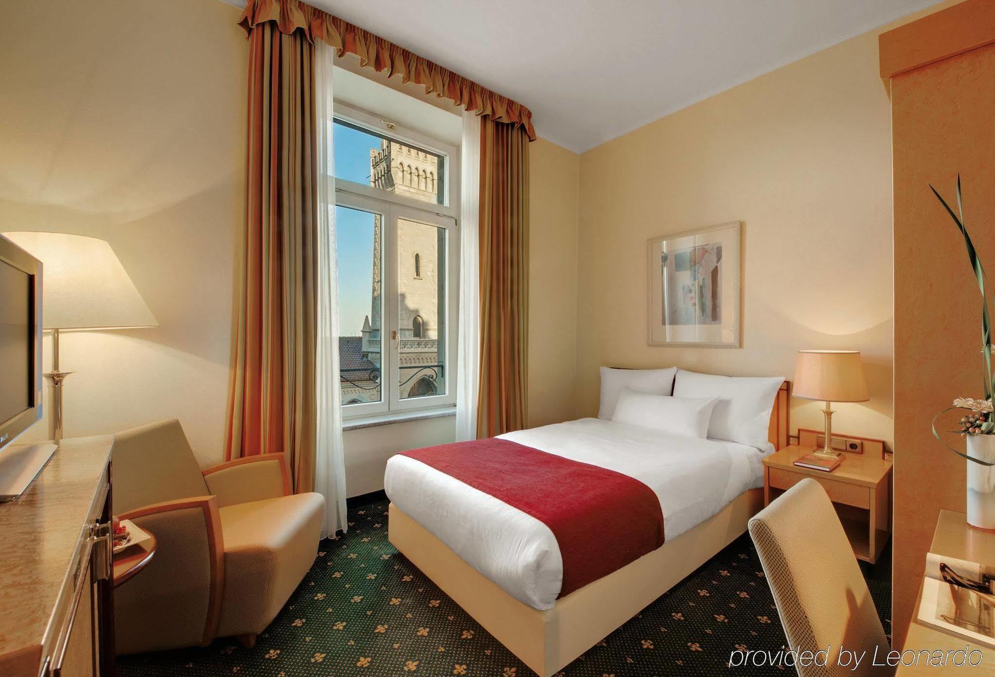 Halm Hotel