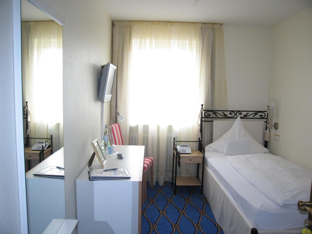 Hotel&restaurant Mainaublick Hotel 3*