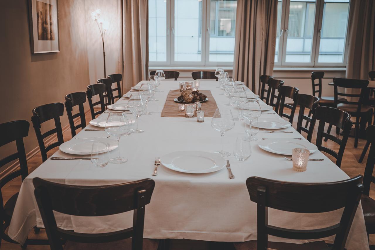 Hotel Hotel & Restaurant 