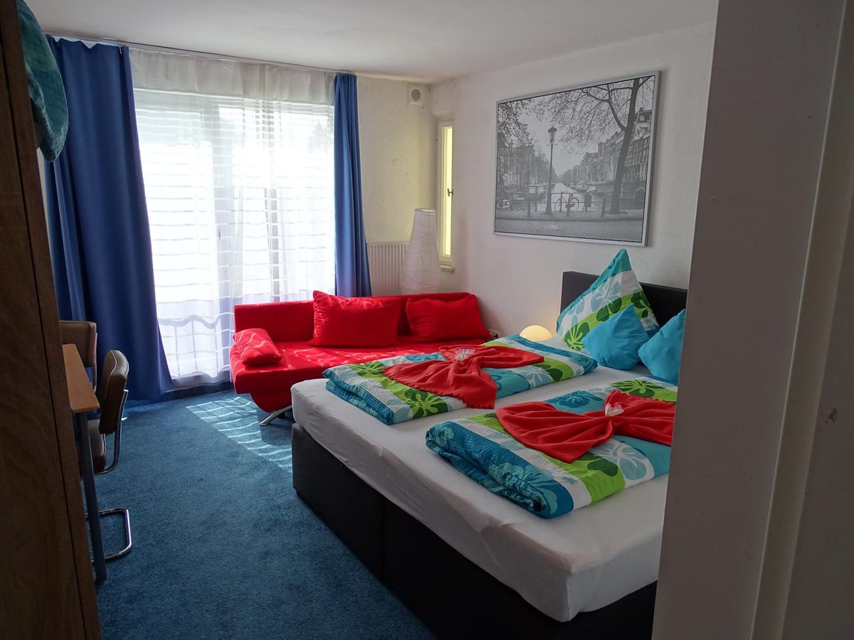 Gaestehaus Uezel Homestay