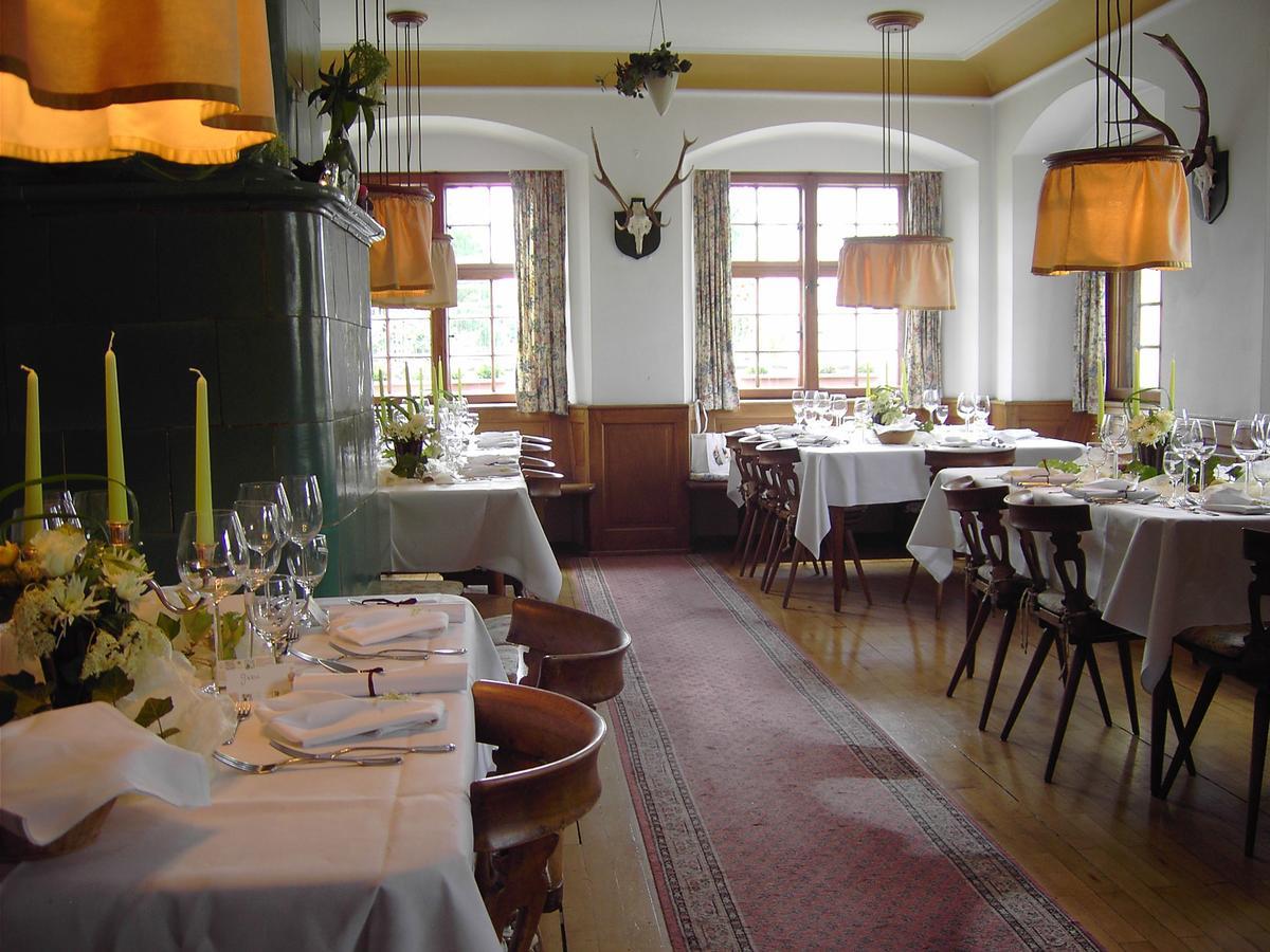 Markgraeflich Badischer Schwanen Hotel