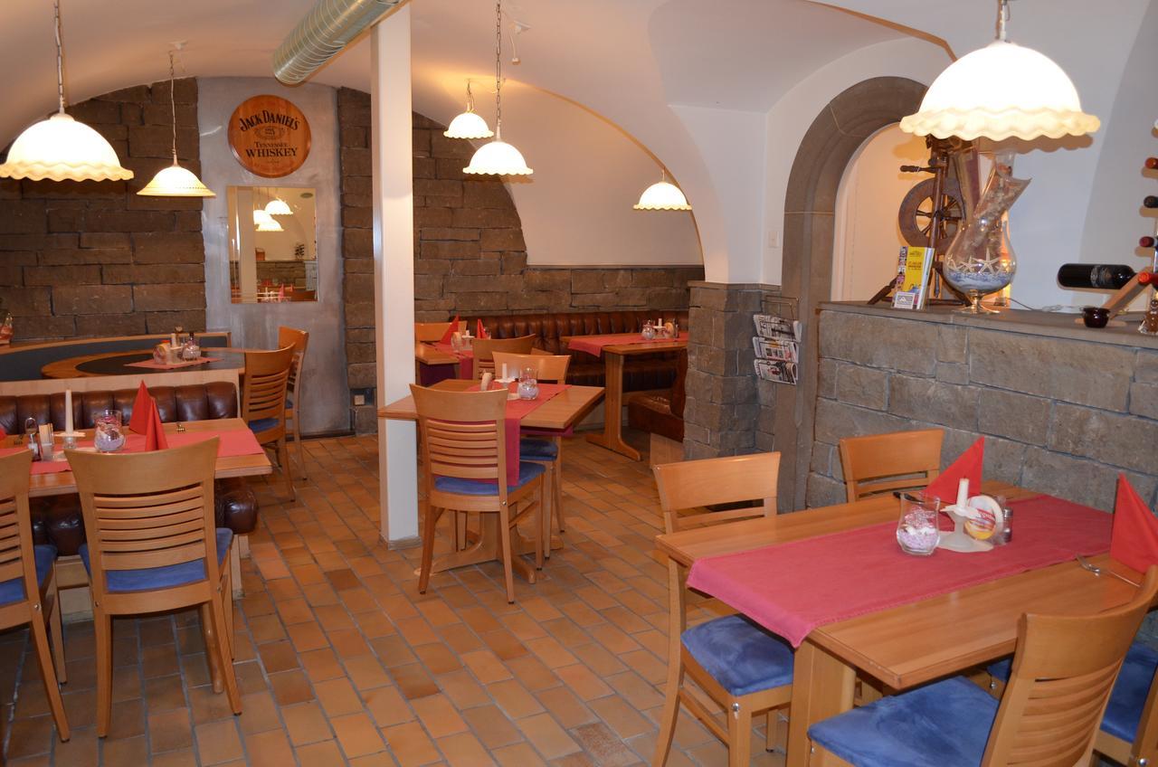 Hotel Schiff *