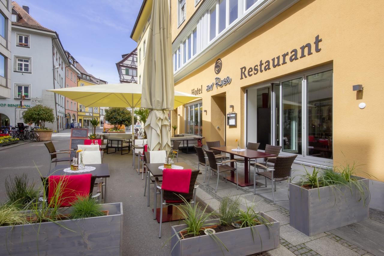 Hotel & Restaurant 