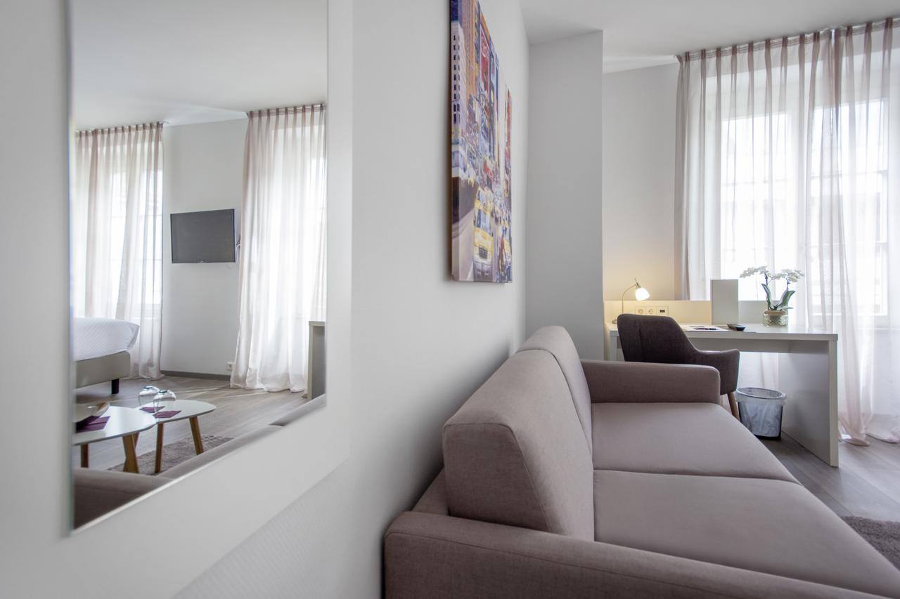 Hotel Hotel & Restaurant 