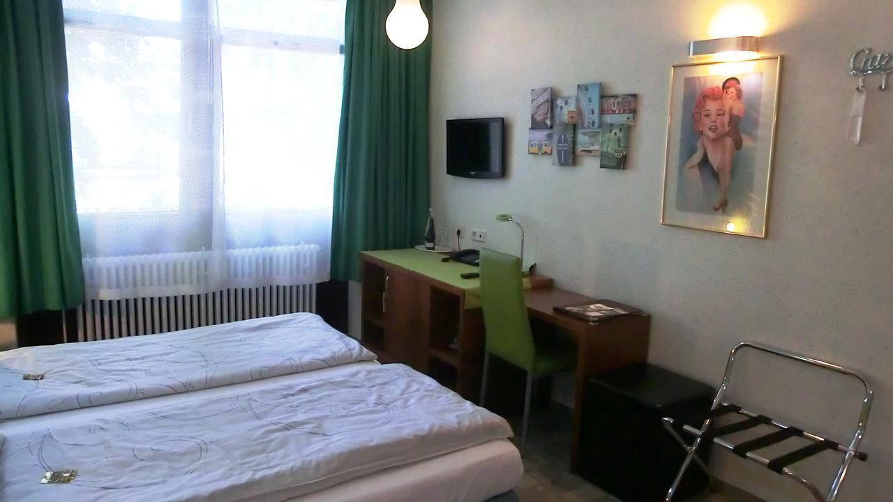 Hotel Hotel-Durmersheim 3*