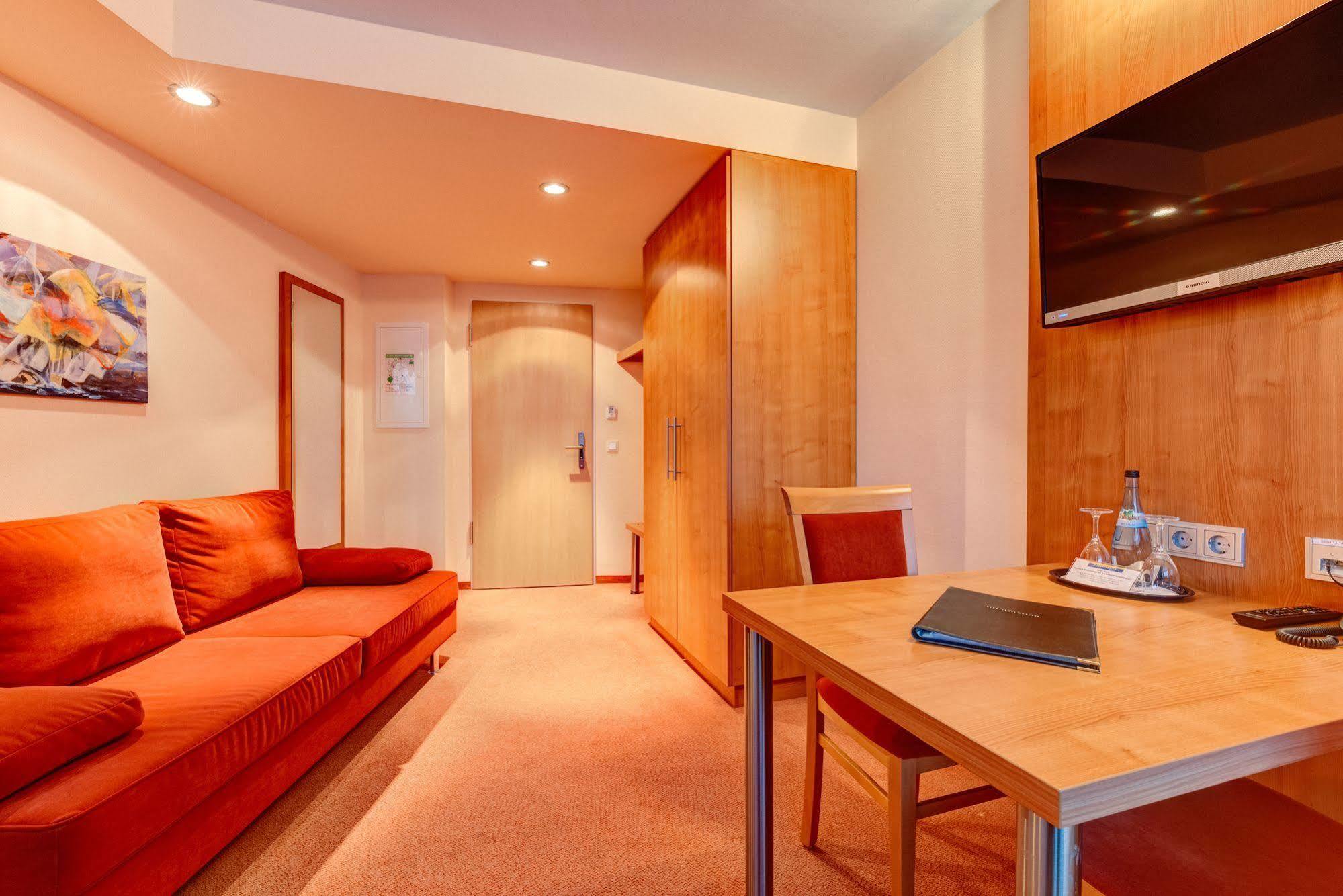 Bodensee Yachthotel Schattmaier 3* Kressbronn am Bodensee