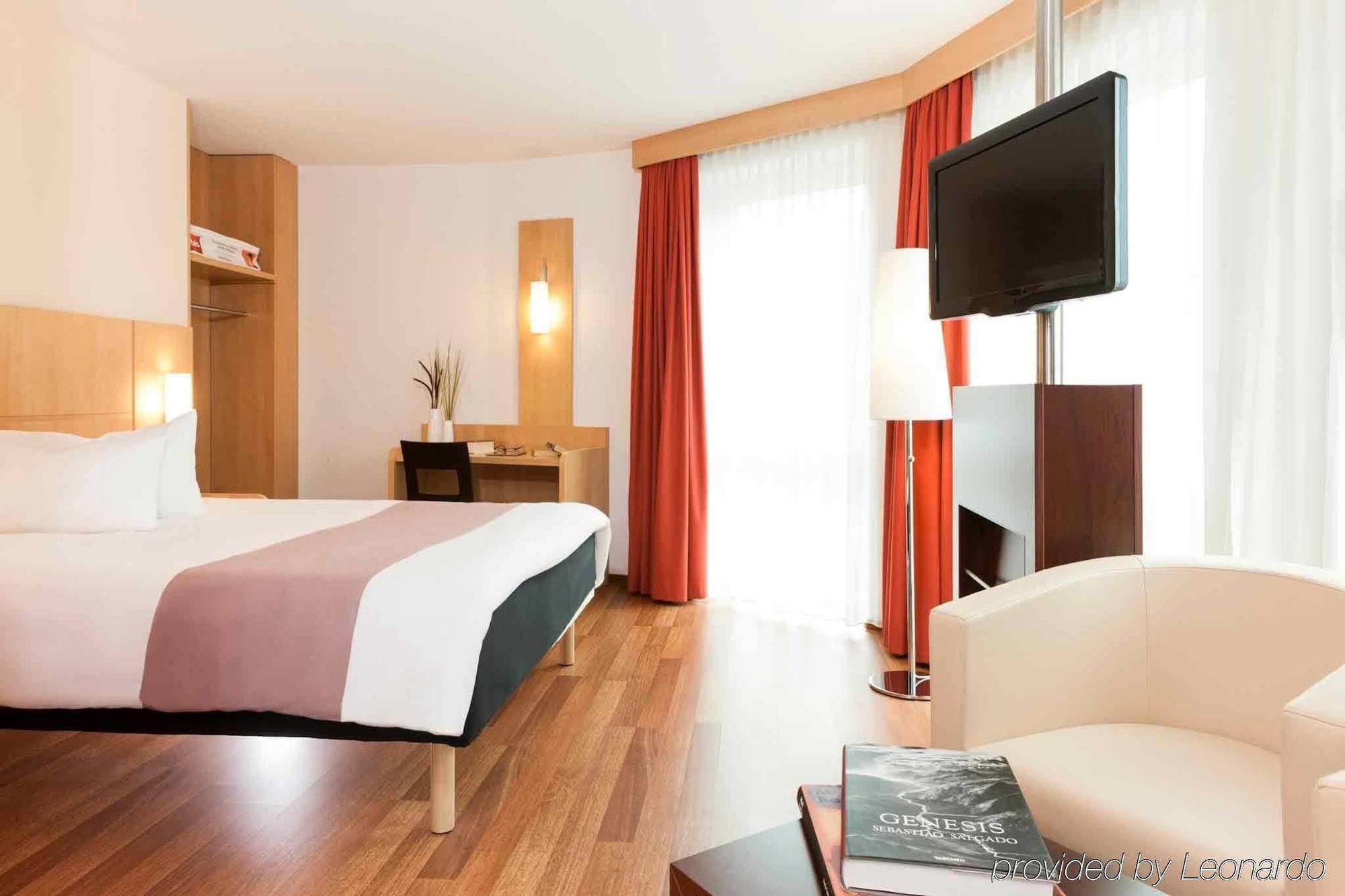 Ibis Hotel